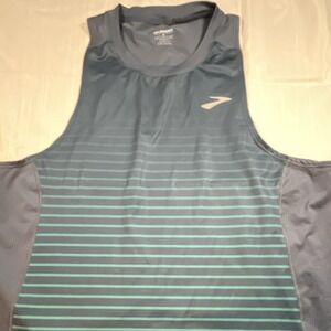 Brooks Men's Blue Gray L Athletic Fit Sleeveless Striped Crew Neck Tank Top